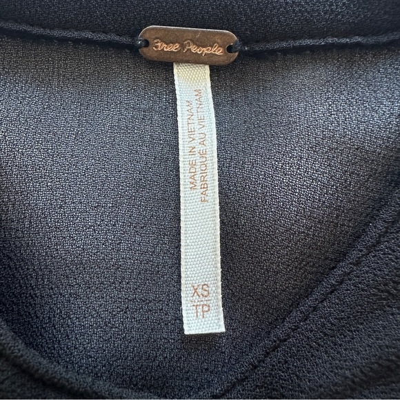 Free People Tank Top Womens XS Petite Black Rory Crochet Keyhole Front Buttons - Picture 13 of 15